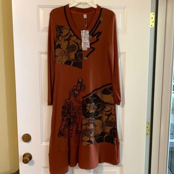 Pretty Angel by 818 fashion size small very unique and classy dress - Picture 1 of 9